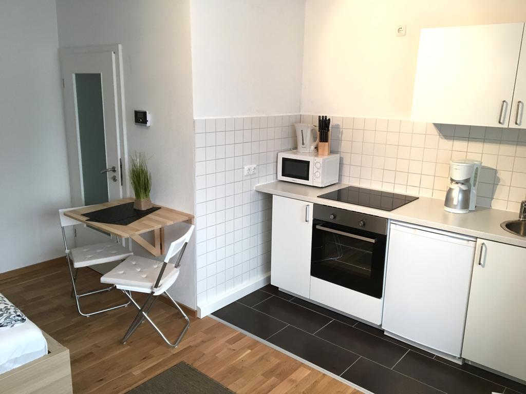 Apartment Flowerside Regensburg Ngoại thất bức ảnh